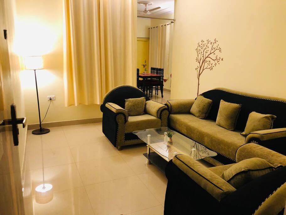The Emerald House Varanasi Esterno foto