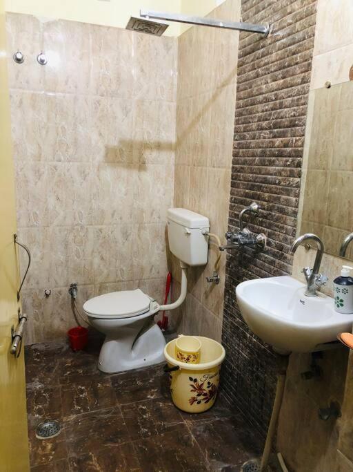 The Emerald House Varanasi Esterno foto